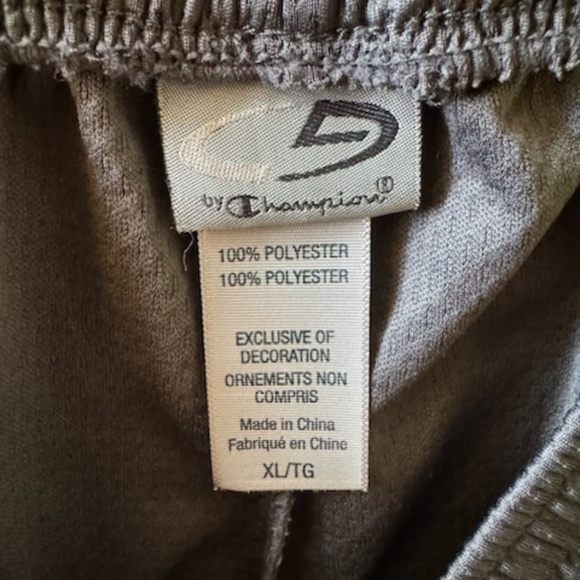 Champion sport shorts XL  , elastic waist, excellent condition. - Picture 4 of 5